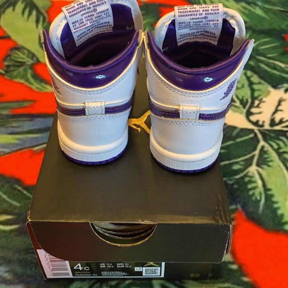 Jordan 1 High OG White/Purple - Picture 3 of 4